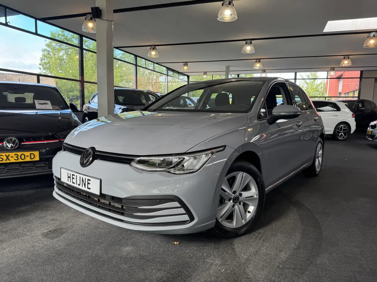 1.5 eTSI DSG LIFE BUSINESS CAMERA/ACC/CARPLAY/SFEERVERL.