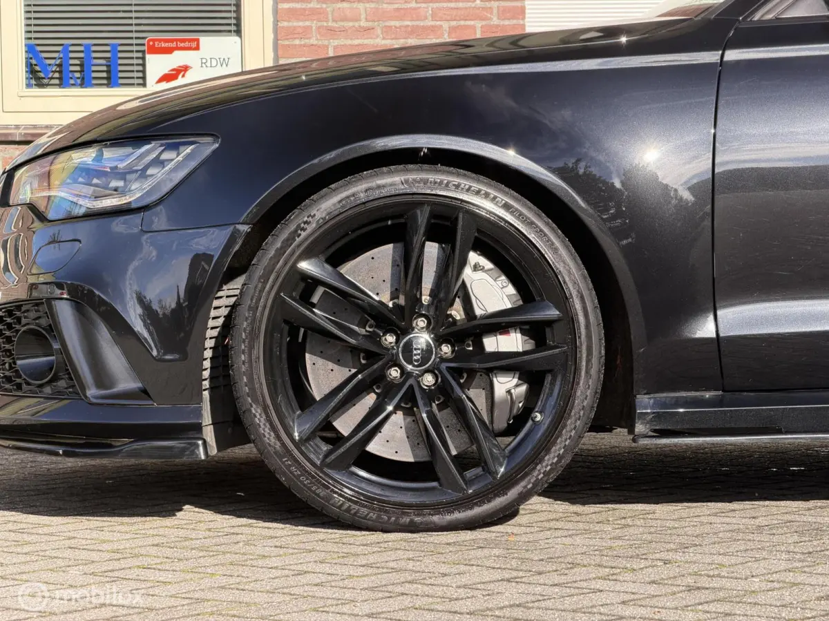 4.0 TFSI quattro Keramisch Milltek Head UP Keyless