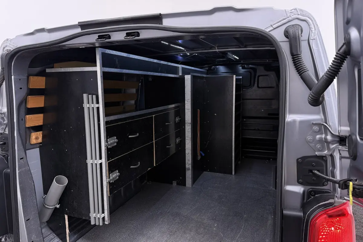 2.0 D-4D Professional | Trekhaak | L3 | Betimmering | Climate Control | Camera | AUTOMAAT |