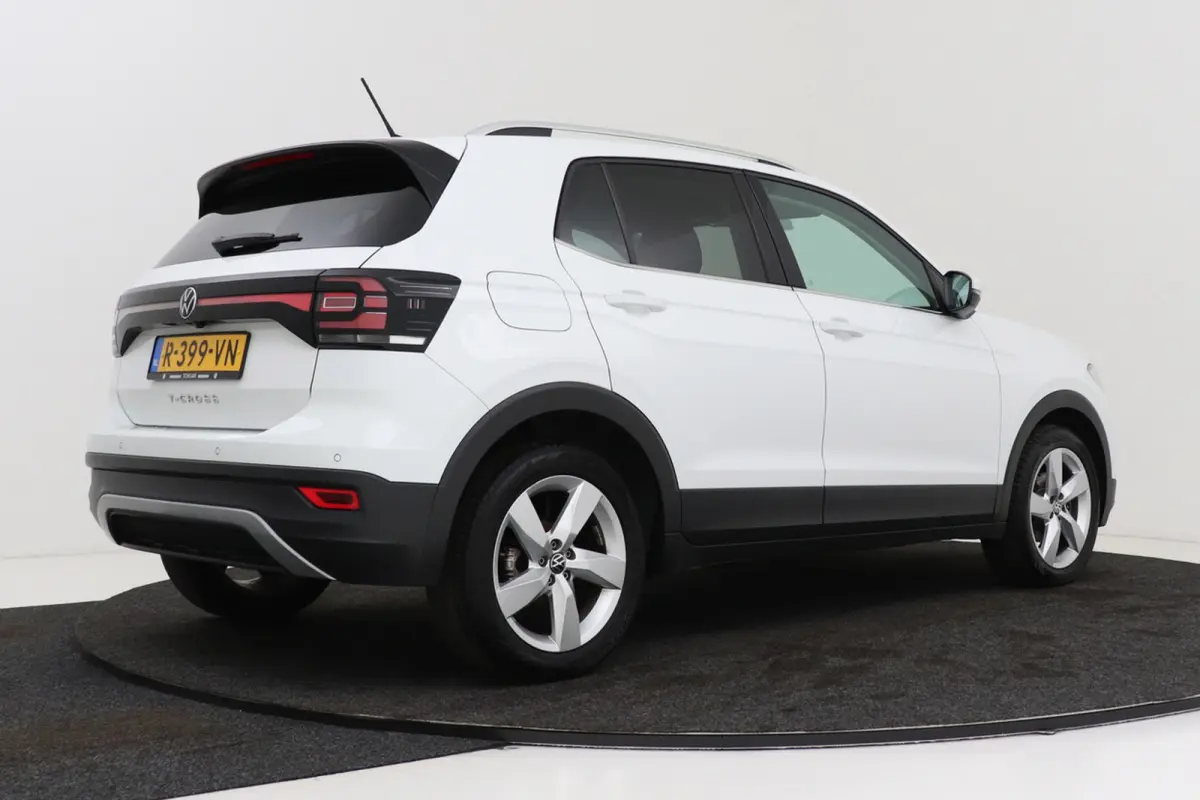 1.0 TSI Style | Camera | CarPlay | Climate Control | Stoelverwarming |