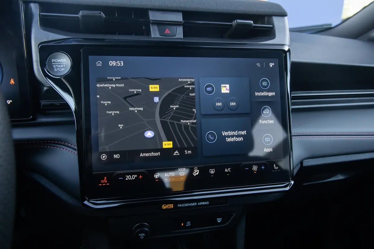 1.0 EcoBoost ST-Line | Stoel/stuur/voorruit verwarming | Camera | Apple Carplay/Android Auto | Elektrisch bedienbare achterklep | Digitaal dashboard | | Achteruitrijcamera | Apple Carplay/An