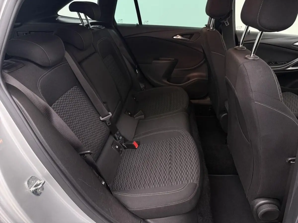 1.0 Turbo 120 Jaar Edition Trekhaak/Ecc/AGR.Stoel /Nav/Cruise/2xPdc