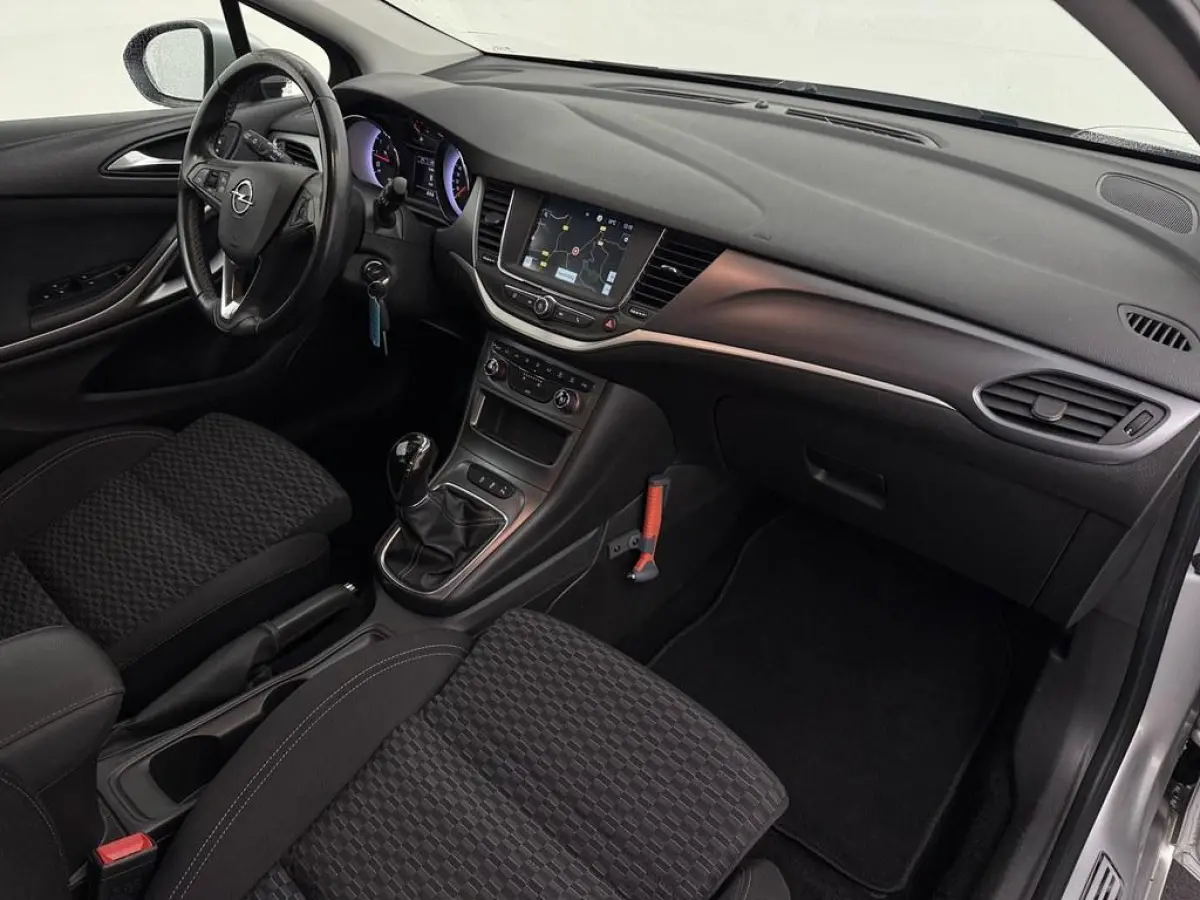 1.0 Turbo 120 Jaar Edition Trekhaak/Ecc/AGR.Stoel /Nav/Cruise/2xPdc