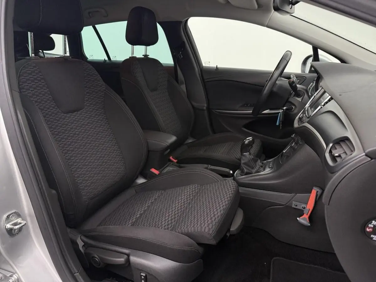1.0 Turbo 120 Jaar Edition Trekhaak/Ecc/AGR.Stoel /Nav/Cruise/2xPdc