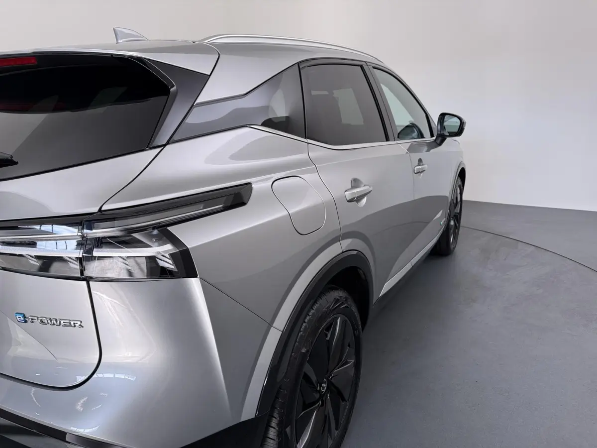 1.5 e-Power Tekna | Panoramadak | Stoel-, stuur- & voorruitverw. |