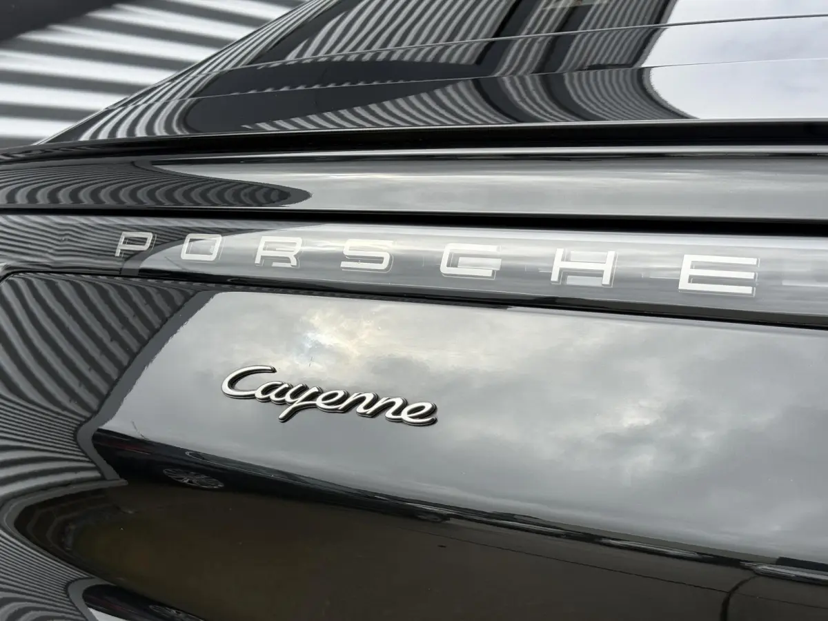 3.0 E-Hybrid Pano|Chrono|360 Camera|Bose|Leder|Navi|Trekhaak|Dealer Onderhouden|2e Eigenaar|APK tot 01-2028
