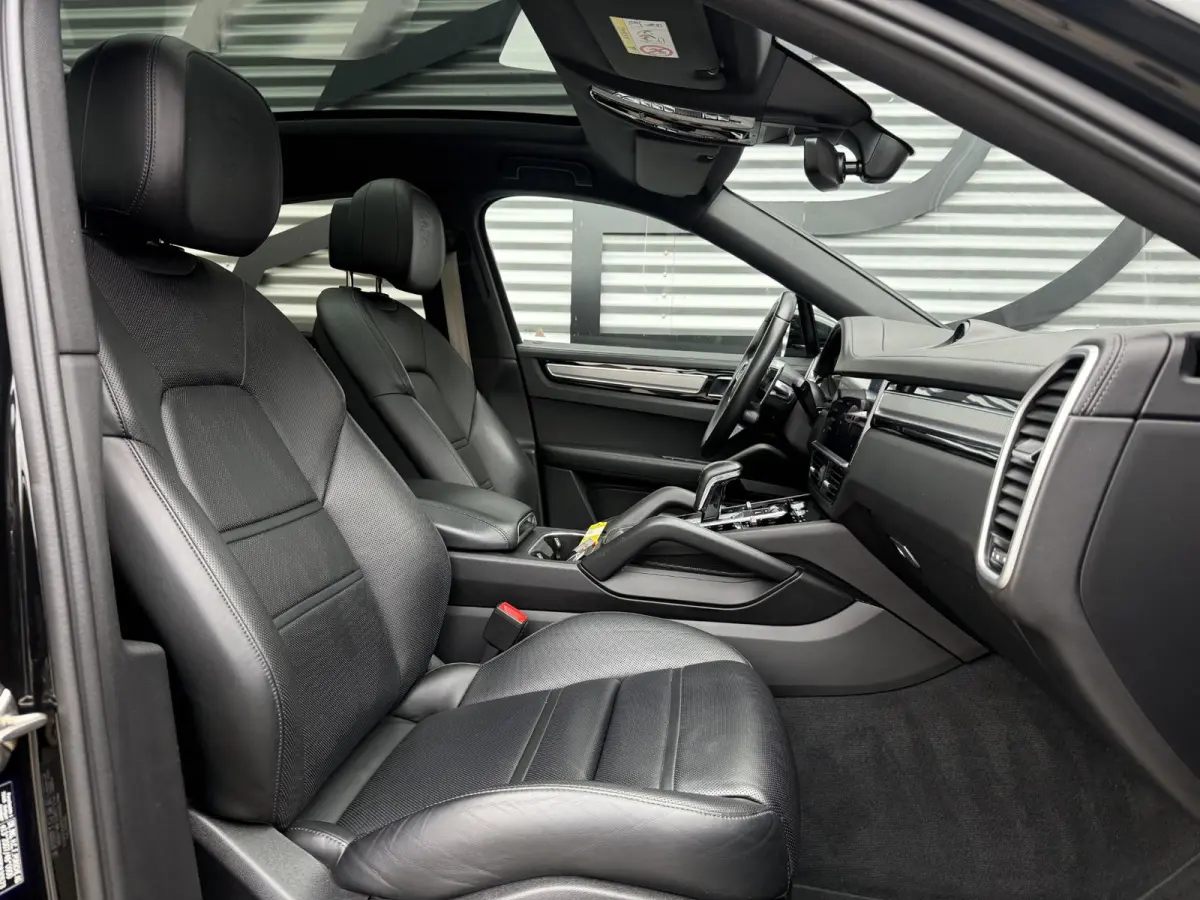 3.0 E-Hybrid Pano|Chrono|360 Camera|Bose|Leder|Navi|Trekhaak|Dealer Onderhouden|2e Eigenaar|APK tot 01-2028