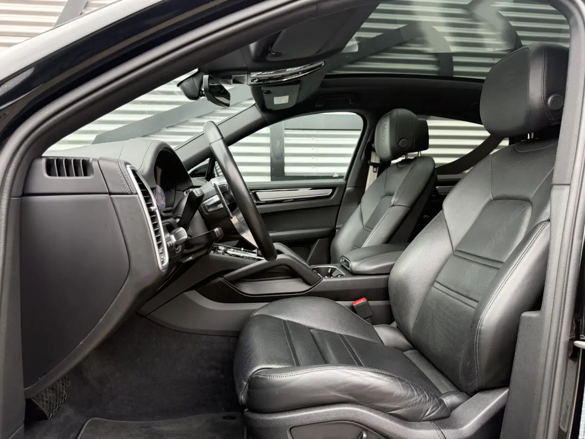 3.0 E-Hybrid Pano|Chrono|360 Camera|Bose|Leder|Navi|Trekhaak|Dealer Onderhouden|2e Eigenaar|APK tot 01-2028