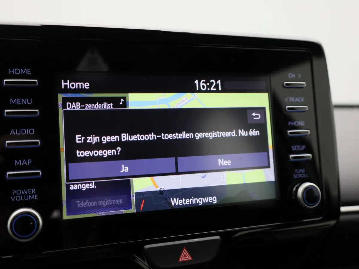 1.5 Hybrid Active | NAVIGATIE | BLUETOOTH | ACHTERUITRIJCAMERA | APPLE CARPLAY | CLIMATE CONTROL | 5-DEURS | AIRCO | MULTIFUNCTIONEEL STUURWIEL |