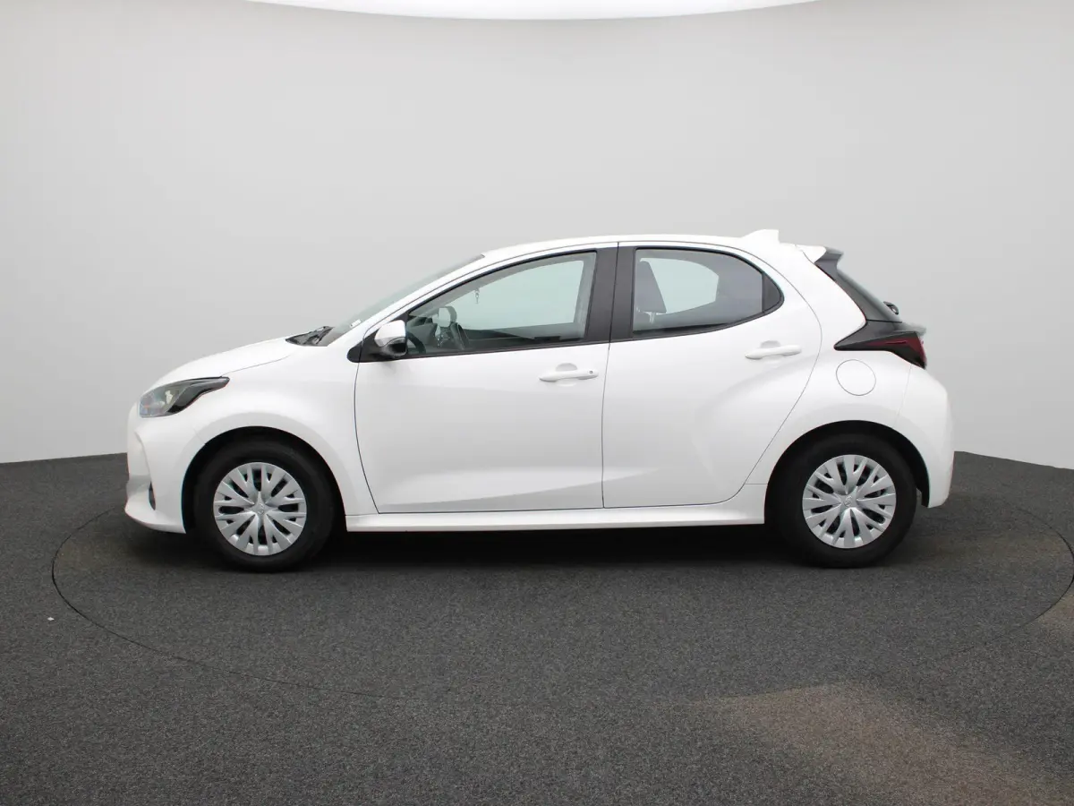 1.5 Hybrid Active | NAVIGATIE | BLUETOOTH | ACHTERUITRIJCAMERA | APPLE CARPLAY | CLIMATE CONTROL | 5-DEURS | AIRCO | MULTIFUNCTIONEEL STUURWIEL |