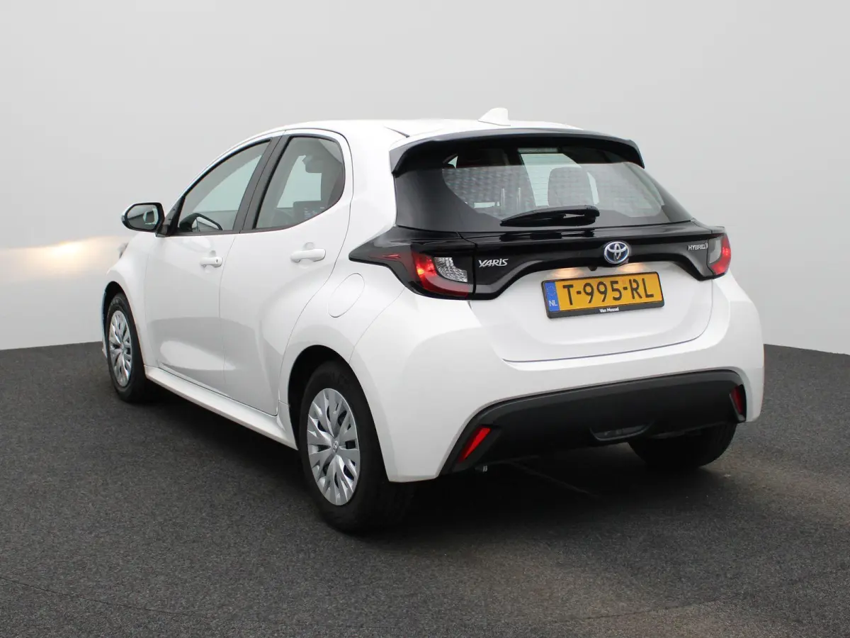 1.5 Hybrid Active | NAVIGATIE | BLUETOOTH | ACHTERUITRIJCAMERA | APPLE CARPLAY | CLIMATE CONTROL | 5-DEURS | AIRCO | MULTIFUNCTIONEEL STUURWIEL |
