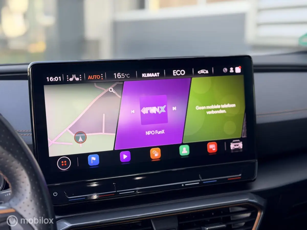 1.4 e-Hybrid Business 1e Eigenaar NIEUWSTAAT!