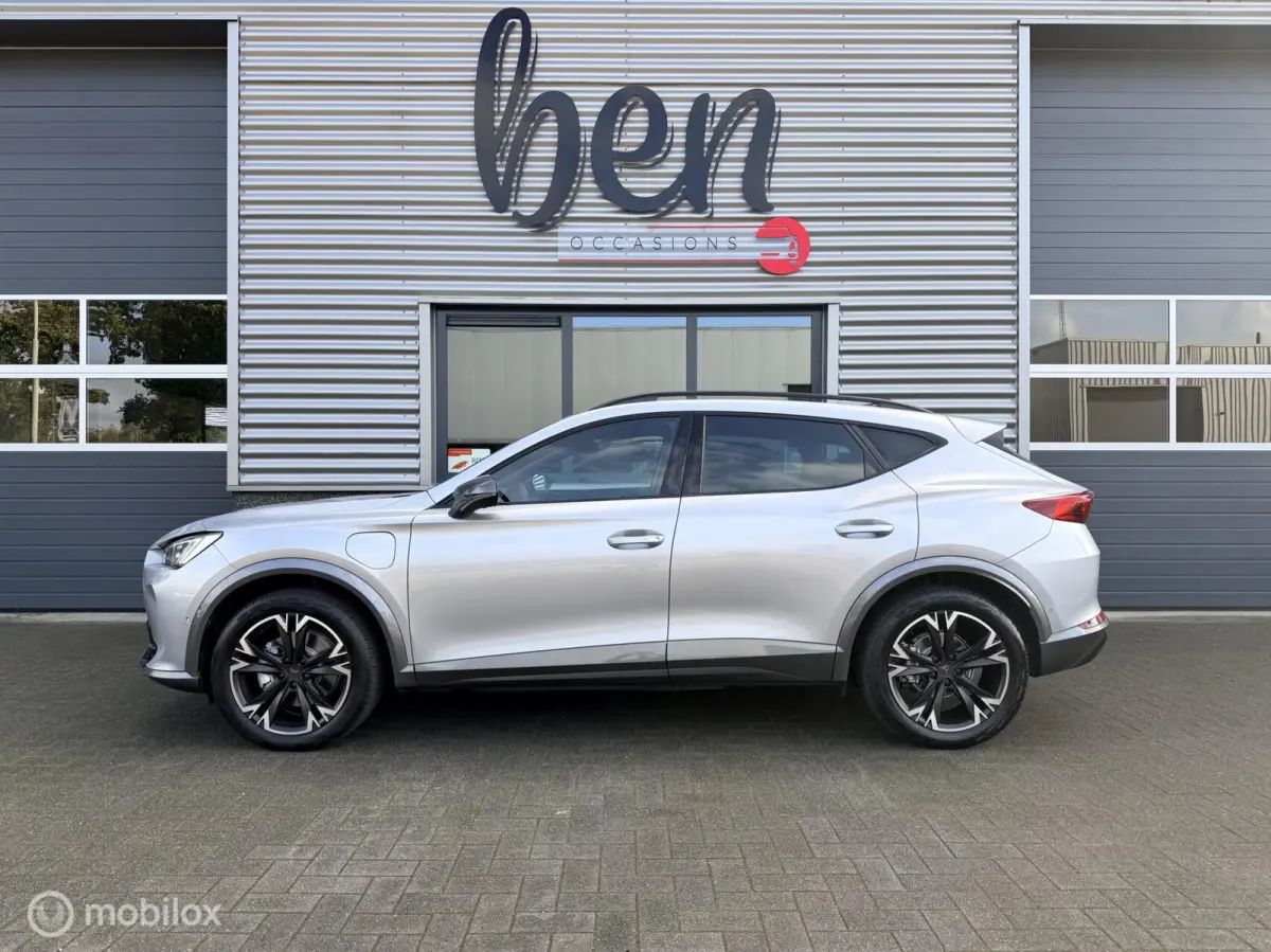 1.4 e-Hybrid Business 1e Eigenaar NIEUWSTAAT!