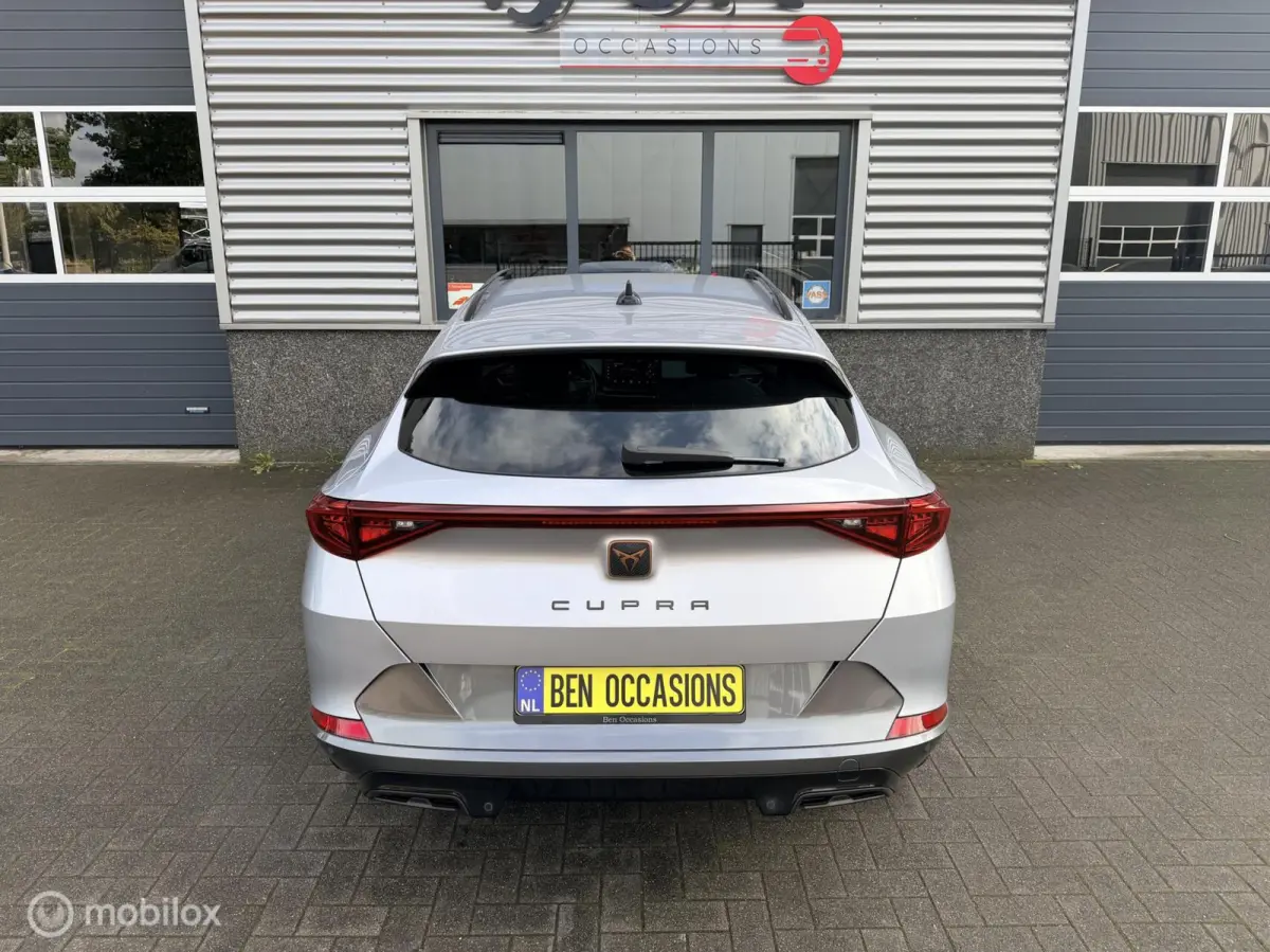 1.4 e-Hybrid Business 1e Eigenaar NIEUWSTAAT!