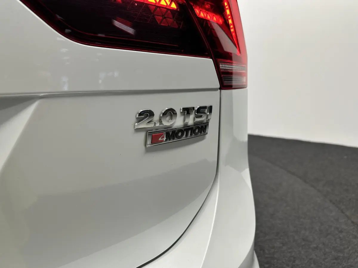 2.0 TSI 4Motion Highline R-Line|Adaptieve Cruise|Virtual Cockpit|360 Camera|Trekhaak|