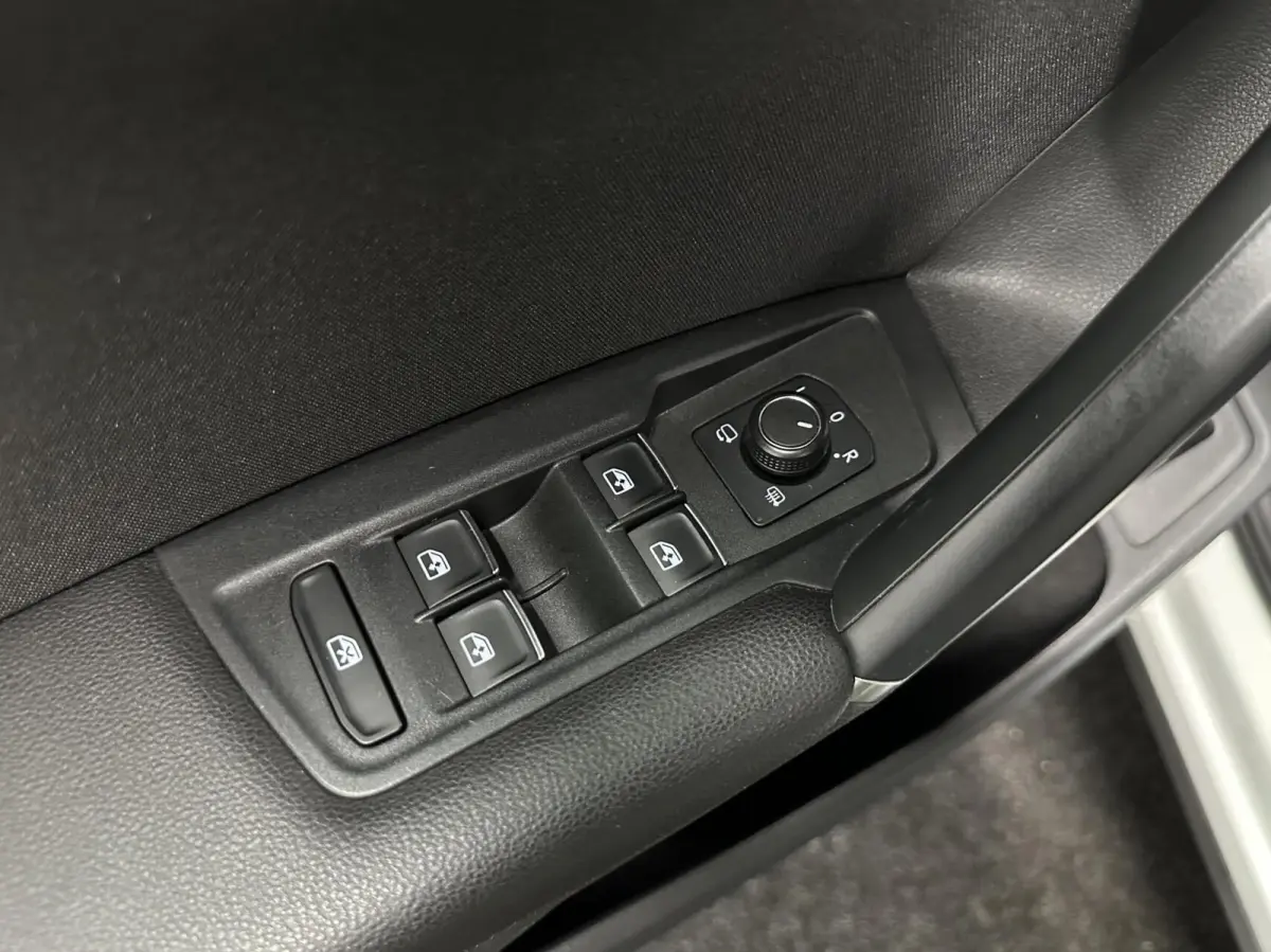2.0 TSI 4Motion Highline R-Line|Adaptieve Cruise|Virtual Cockpit|360 Camera|Trekhaak|
