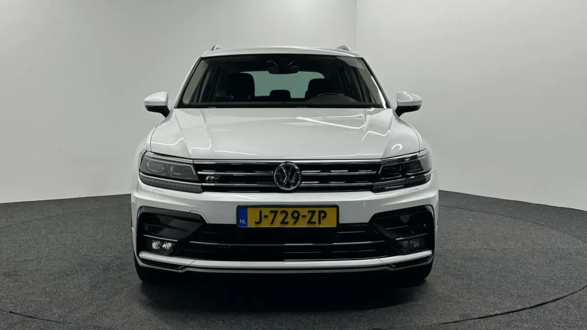 2.0 TSI 4Motion Highline R-Line|Adaptieve Cruise|Virtual Cockpit|360 Camera|Trekhaak|