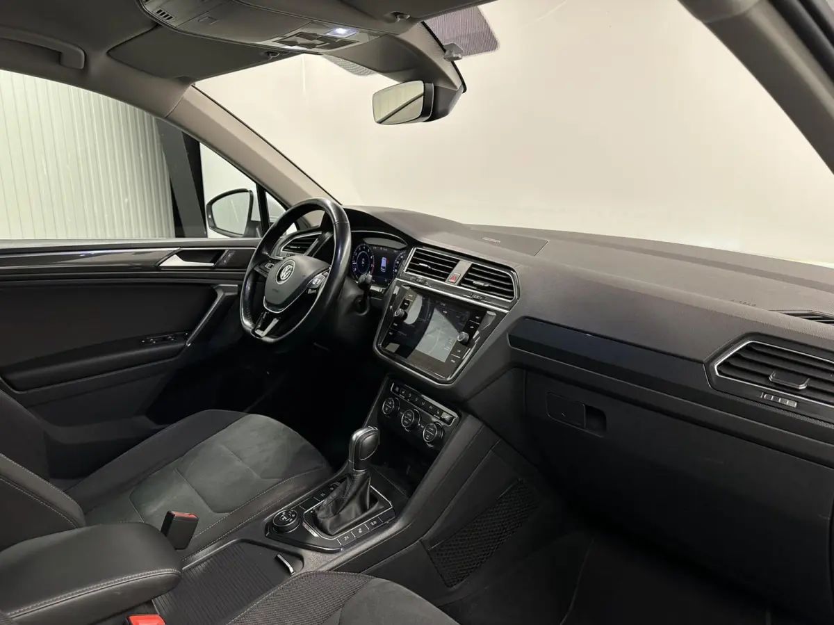 2.0 TSI 4Motion Highline R-Line|Adaptieve Cruise|Virtual Cockpit|360 Camera|Trekhaak|