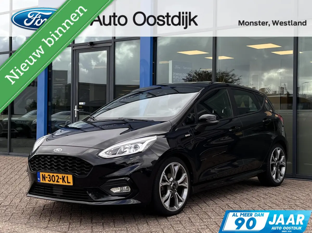 1.0 EcoBoost ST-Line 125PK Winterpack Cruise Navi Parkeersensoren Achter Climate Full-LED 17'' Velgen Privacy Glass *Sportief*