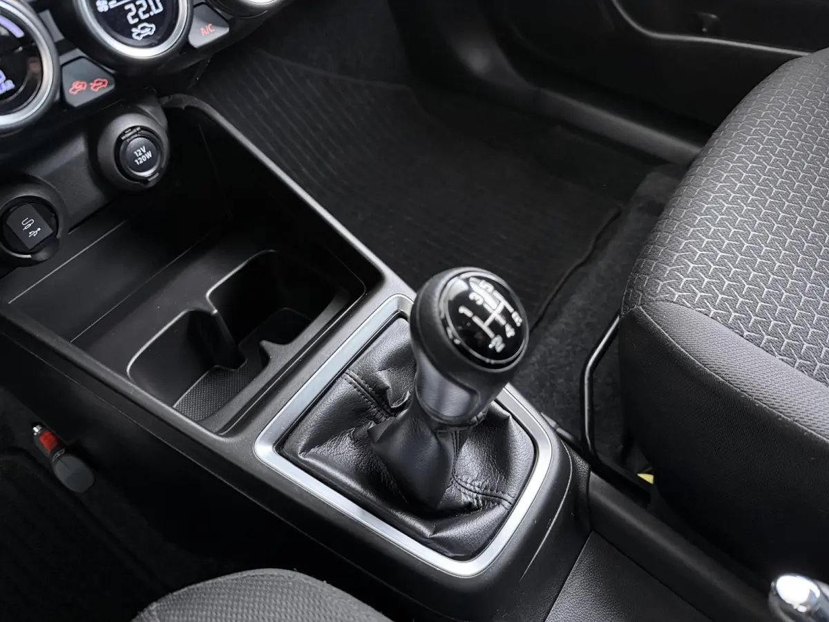 1.2 Style Smart Hybrid | achteruitrijcamera | navigatie | climate control |