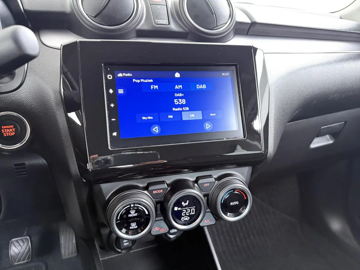 1.2 Style Smart Hybrid | achteruitrijcamera | navigatie | climate control |