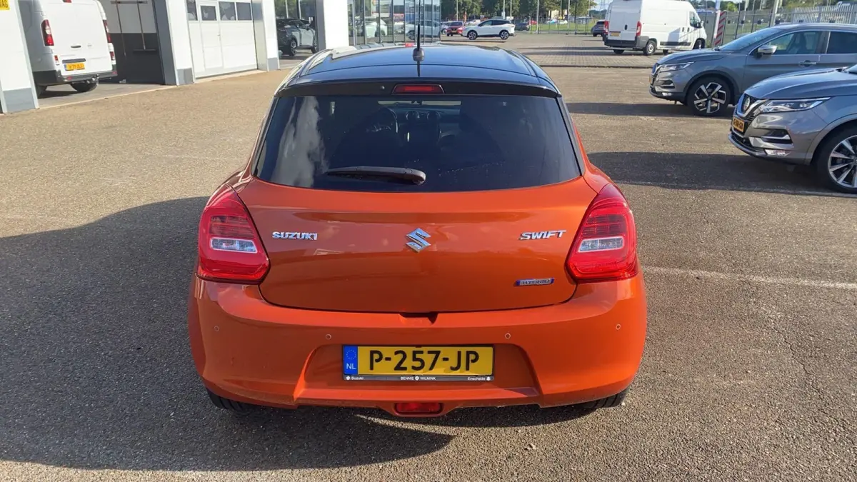 1.2 Style Smart Hybrid | achteruitrijcamera | navigatie | climate control |