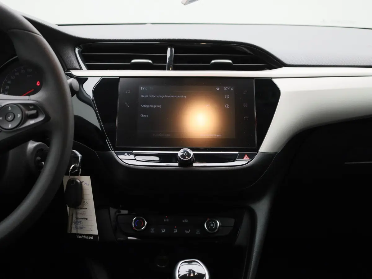 1.2 Edition | Apple Carplay / Android Auto | Cruise Control | Airco | Lane Assistant | Lichtmetalen Velgen |
