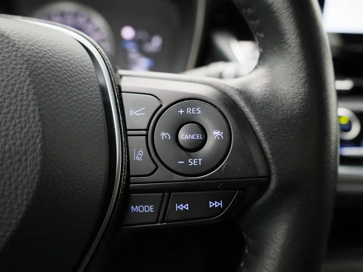 1.8 Hybrid Business | Automaat | DAB  | Camera | Apple CarPlay / Android auto | Climate control | Cruise control | Bluetooth |