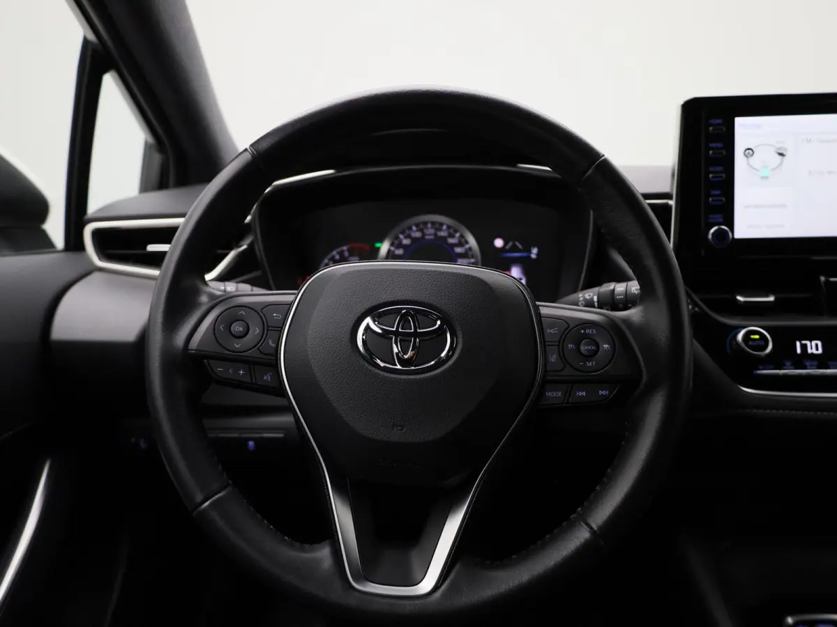 1.8 Hybrid Business | Automaat | DAB  | Camera | Apple CarPlay / Android auto | Climate control | Cruise control | Bluetooth |
