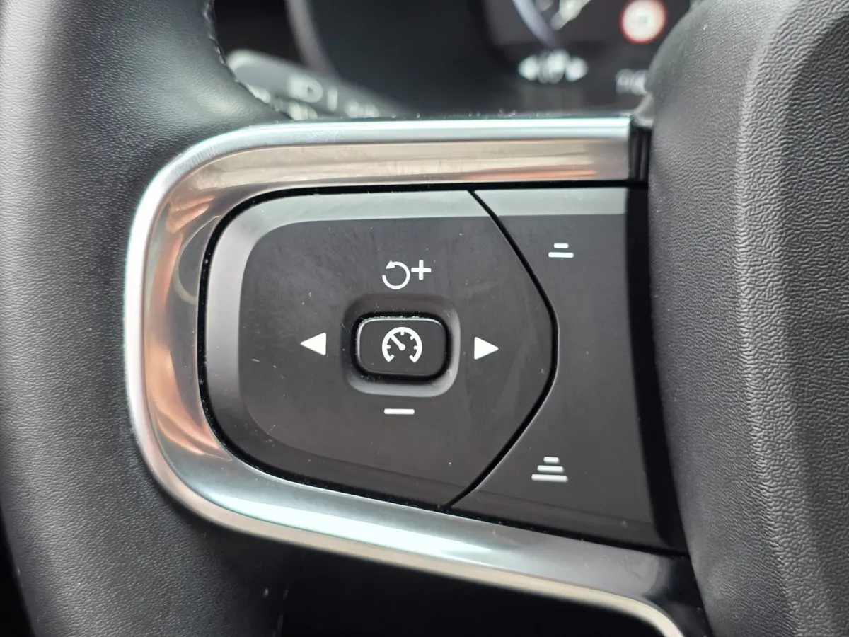 1.5 T5 Plug-in hybrid Plus Bright | TREKHAAK | LEDER | 1E EIGENAAR | WINTERPAKKET