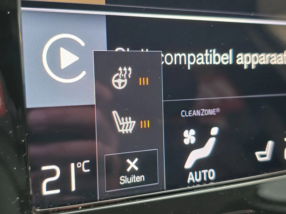 1.5 T5 Plug-in hybrid Plus Bright | TREKHAAK | LEDER | 1E EIGENAAR | WINTERPAKKET