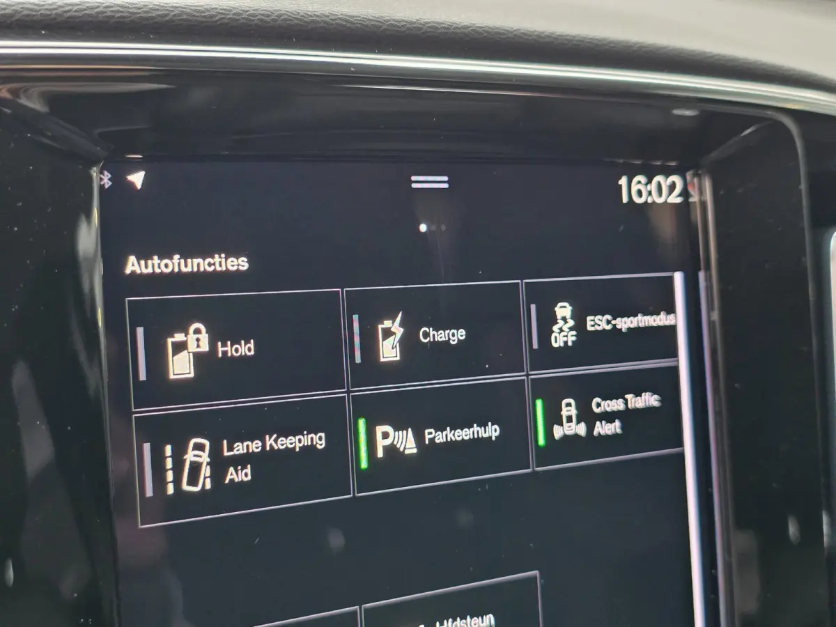 1.5 T5 Plug-in hybrid Plus Bright | TREKHAAK | LEDER | 1E EIGENAAR | WINTERPAKKET