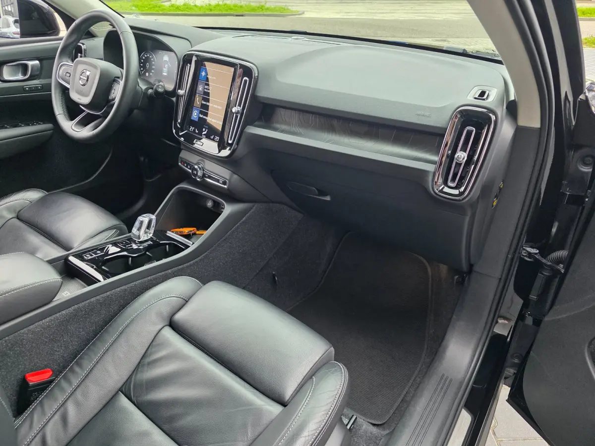 1.5 T5 Plug-in hybrid Plus Bright | TREKHAAK | LEDER | 1E EIGENAAR | WINTERPAKKET