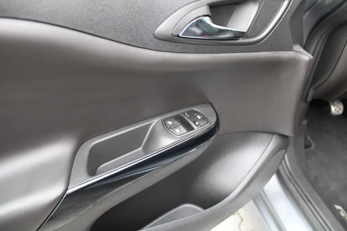 1.4 16V Turbo 150PK|GSI|KUIPSTOELEN|XENON|CAMERA|BOM VOLL