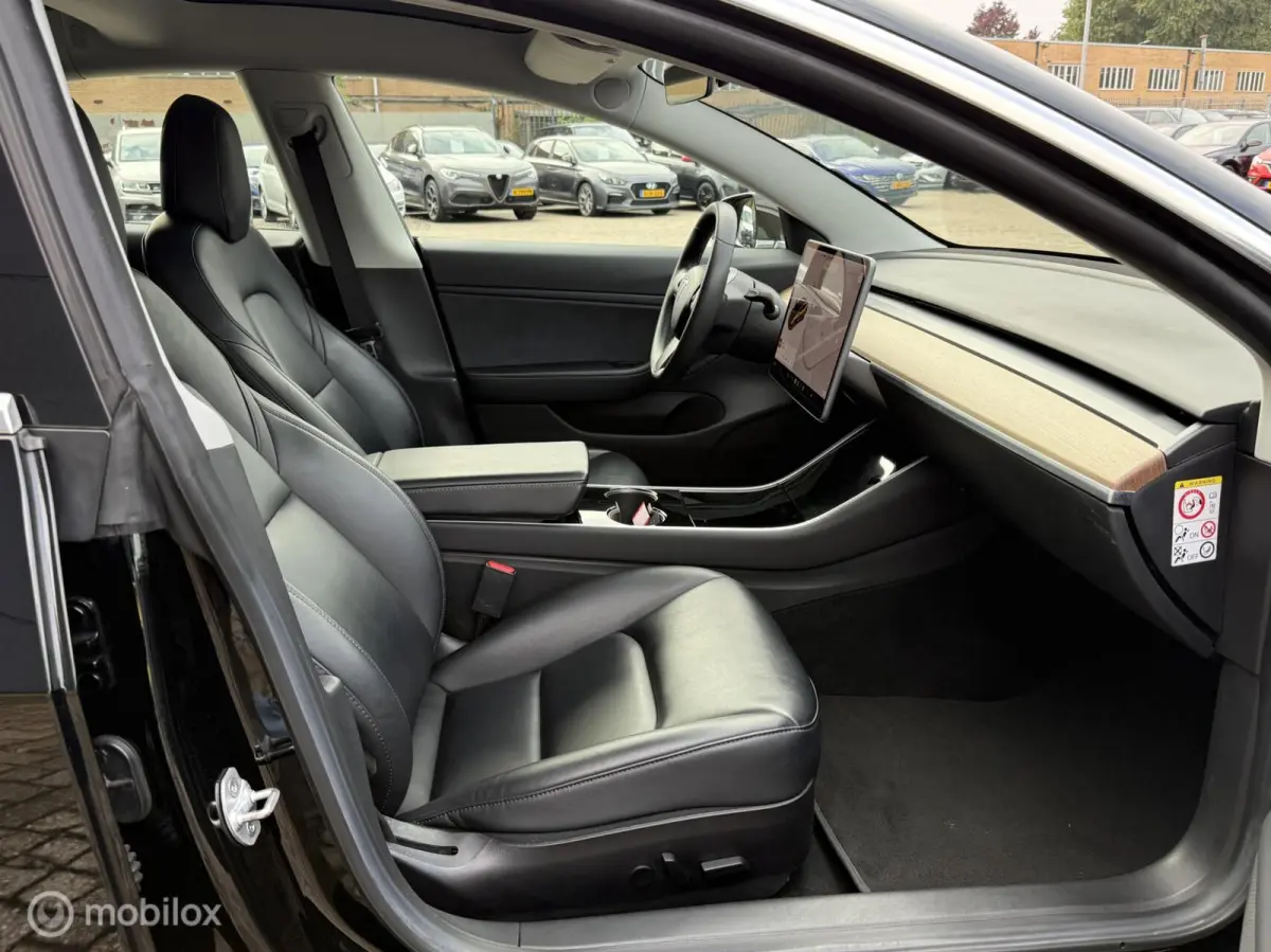 Standard RWD Plus 60 kWh ACCU NIEUW SOH 100%