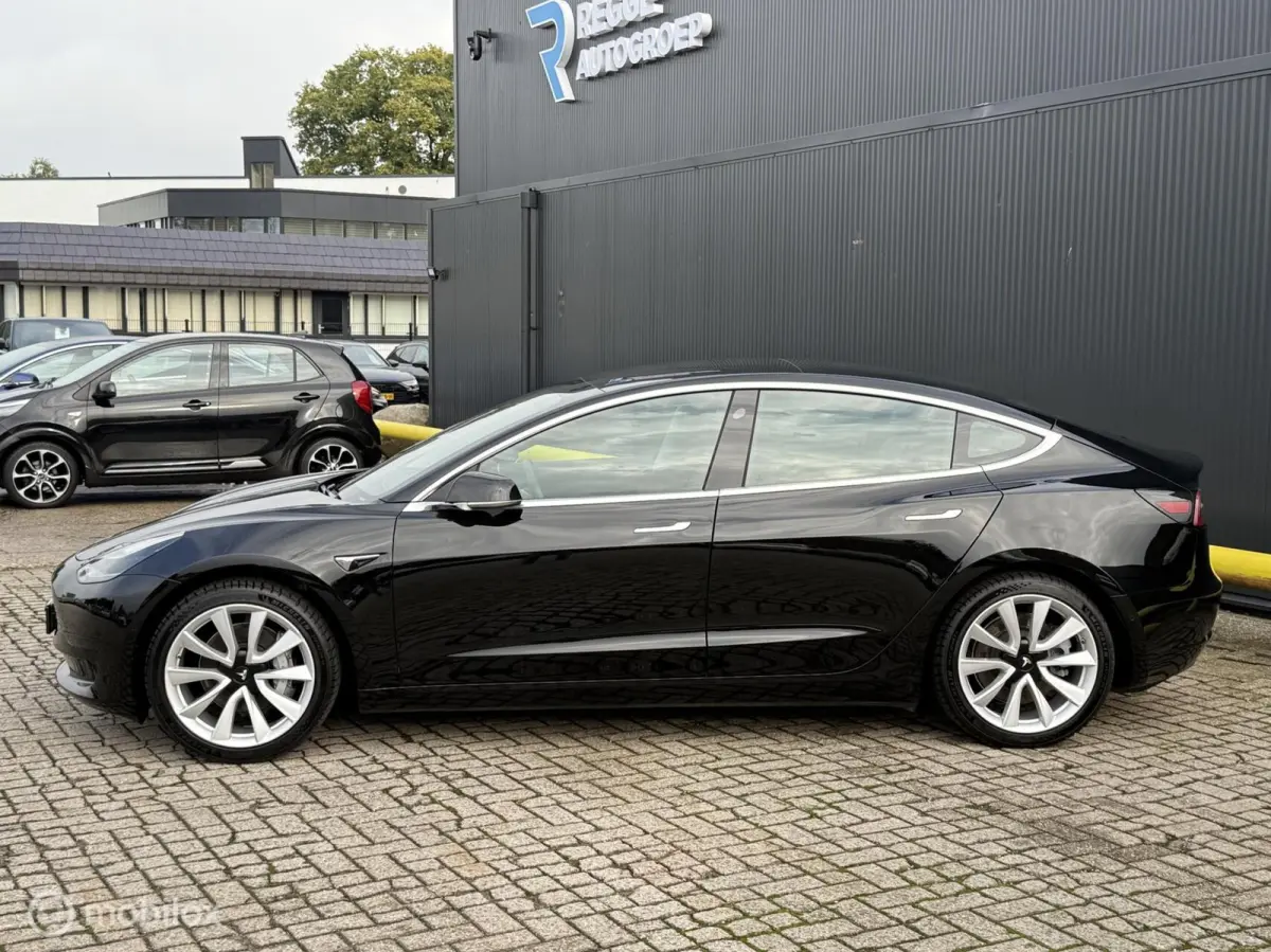 Standard RWD Plus 60 kWh ACCU NIEUW SOH 100%