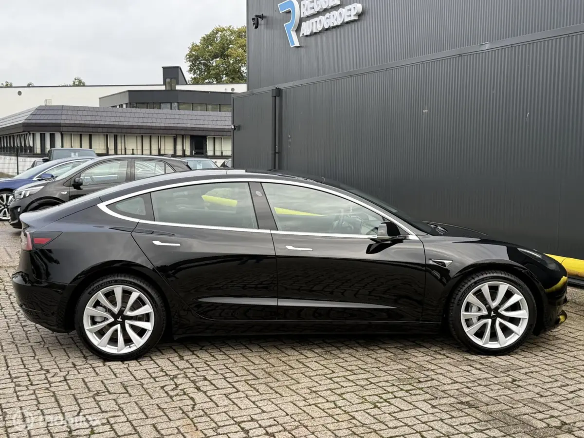 Standard RWD Plus 60 kWh ACCU NIEUW SOH 100%