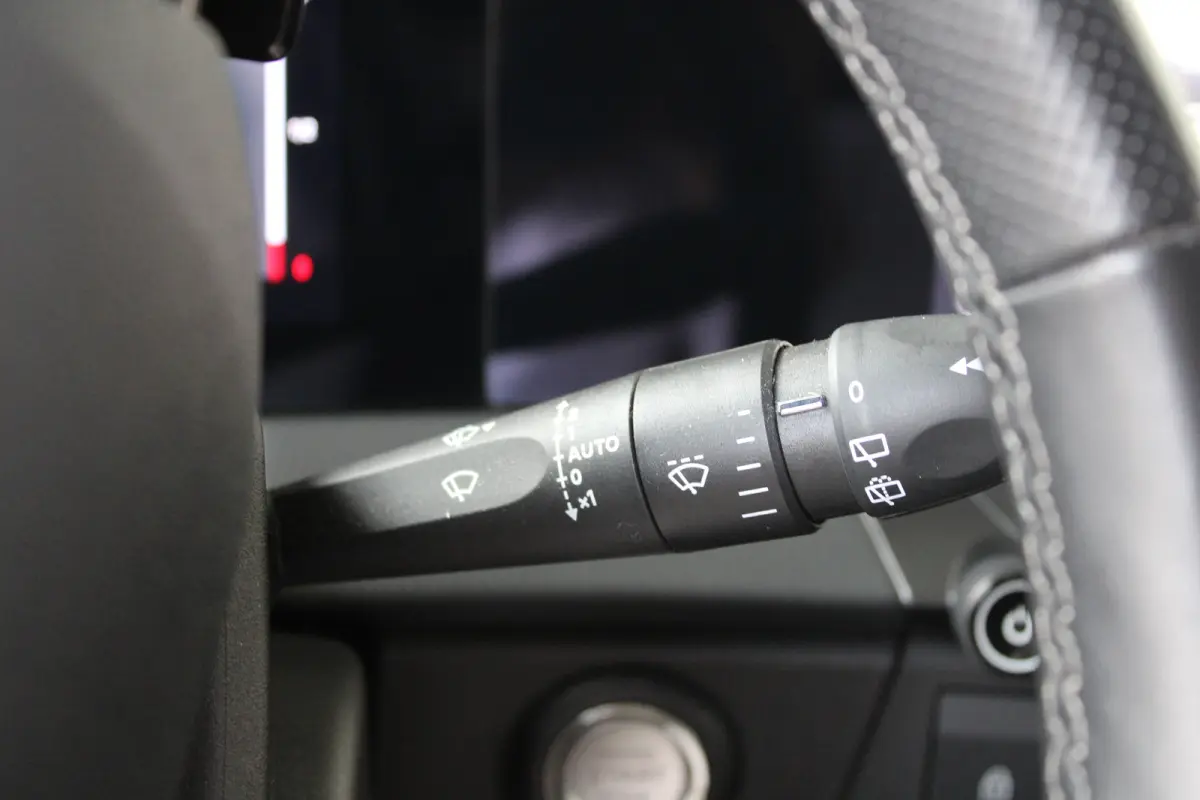 1.2 Turbo Hybrid GS | Adaptieve cruise control | AGR stoelen | Keyless entry | Keyless start |