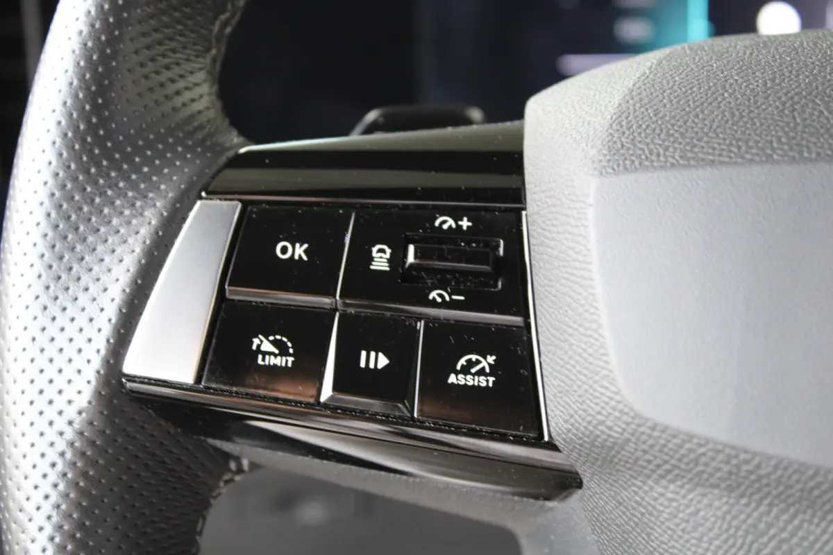 1.2 Turbo Hybrid GS | Adaptieve cruise control | AGR stoelen | Keyless entry | Keyless start |