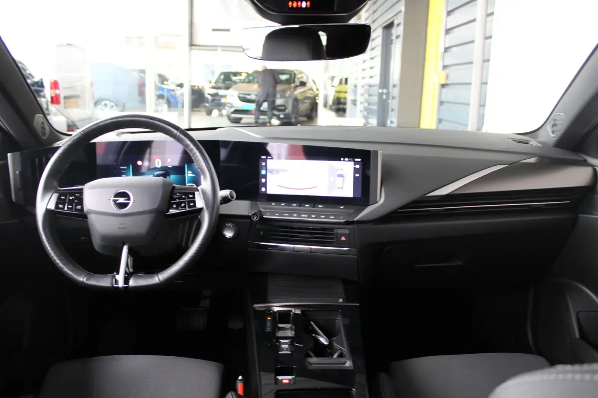1.2 Turbo Hybrid GS | Adaptieve cruise control | AGR stoelen | Keyless entry | Keyless start |