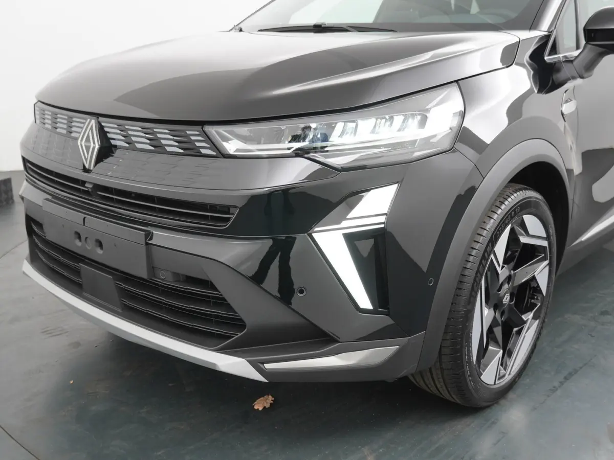 1.8 E-Tech full hybrid 160 iconic