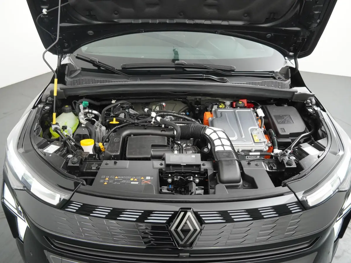 1.8 E-Tech full hybrid 160 iconic