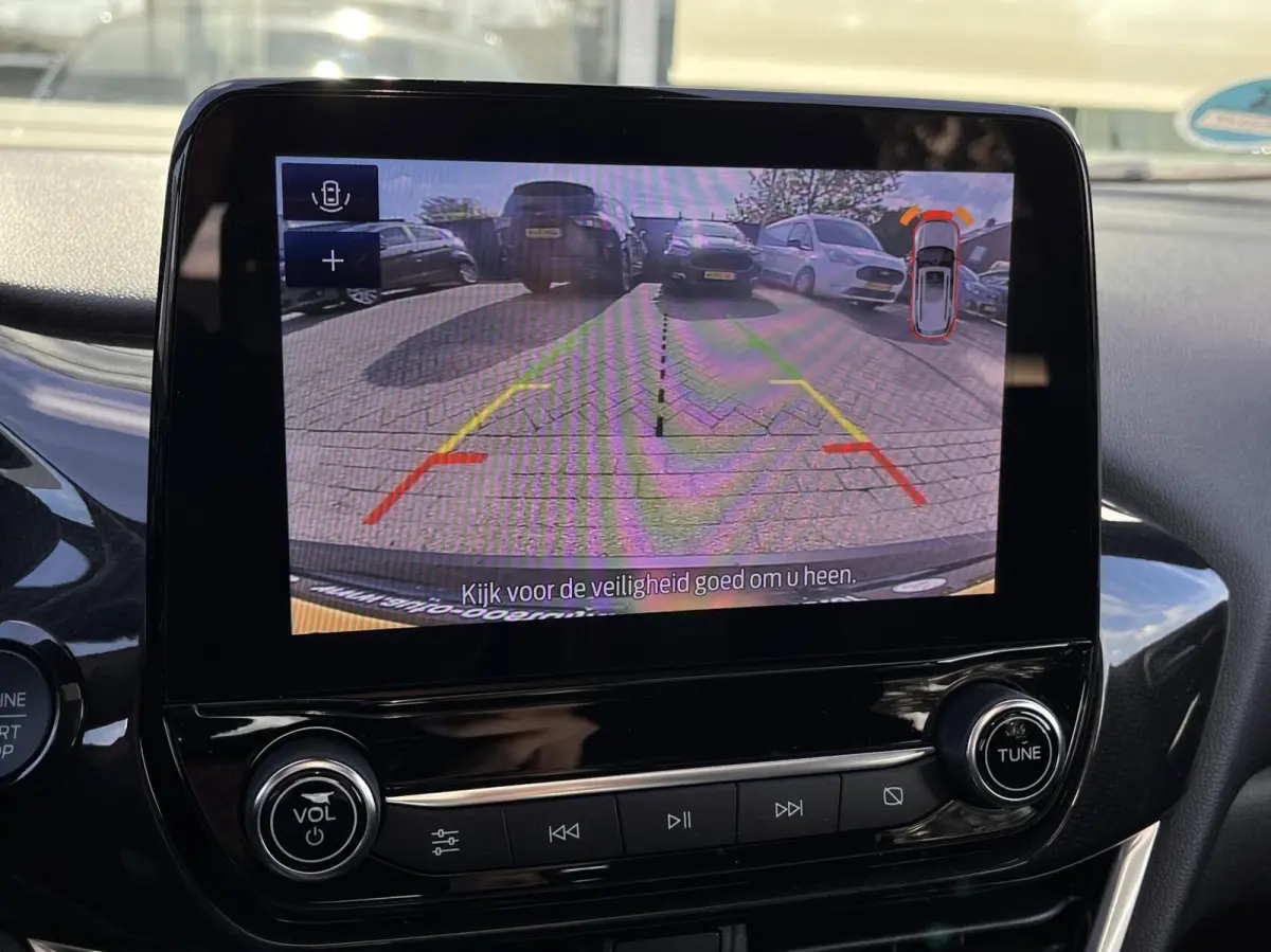 1.0 EcoBoost ST-Line 125PK Panodak Winterpack Adaptieve Cruise Camera Blind-Spot Parkeersensoren Climate Privacy Glass *Compleet*