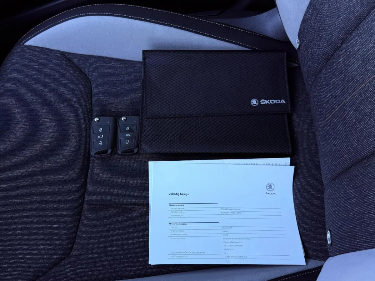 1.0 TSI Business Edition 22DKM!! | CARPLAY | CAM | NAV | PDC | LED | DIGI.DASH | STOELVERW. 1'EIG