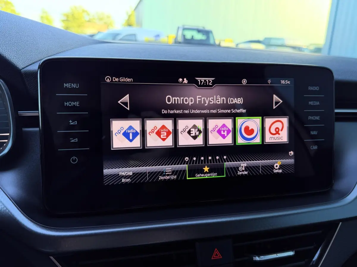 1.0 TSI Business Edition 22DKM!! | CARPLAY | CAM | NAV | PDC | LED | DIGI.DASH | STOELVERW. 1'EIG