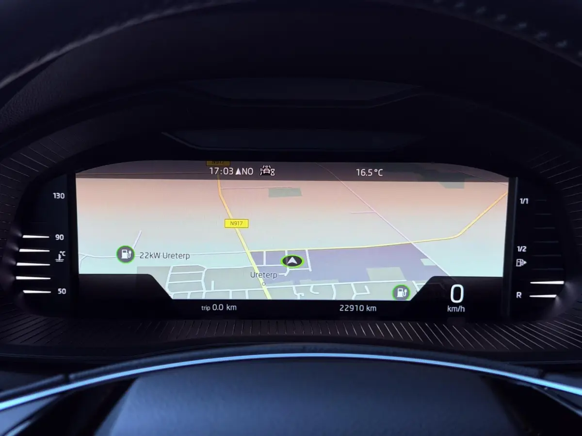 1.0 TSI Business Edition 22DKM!! | CARPLAY | CAM | NAV | PDC | LED | DIGI.DASH | STOELVERW. 1'EIG