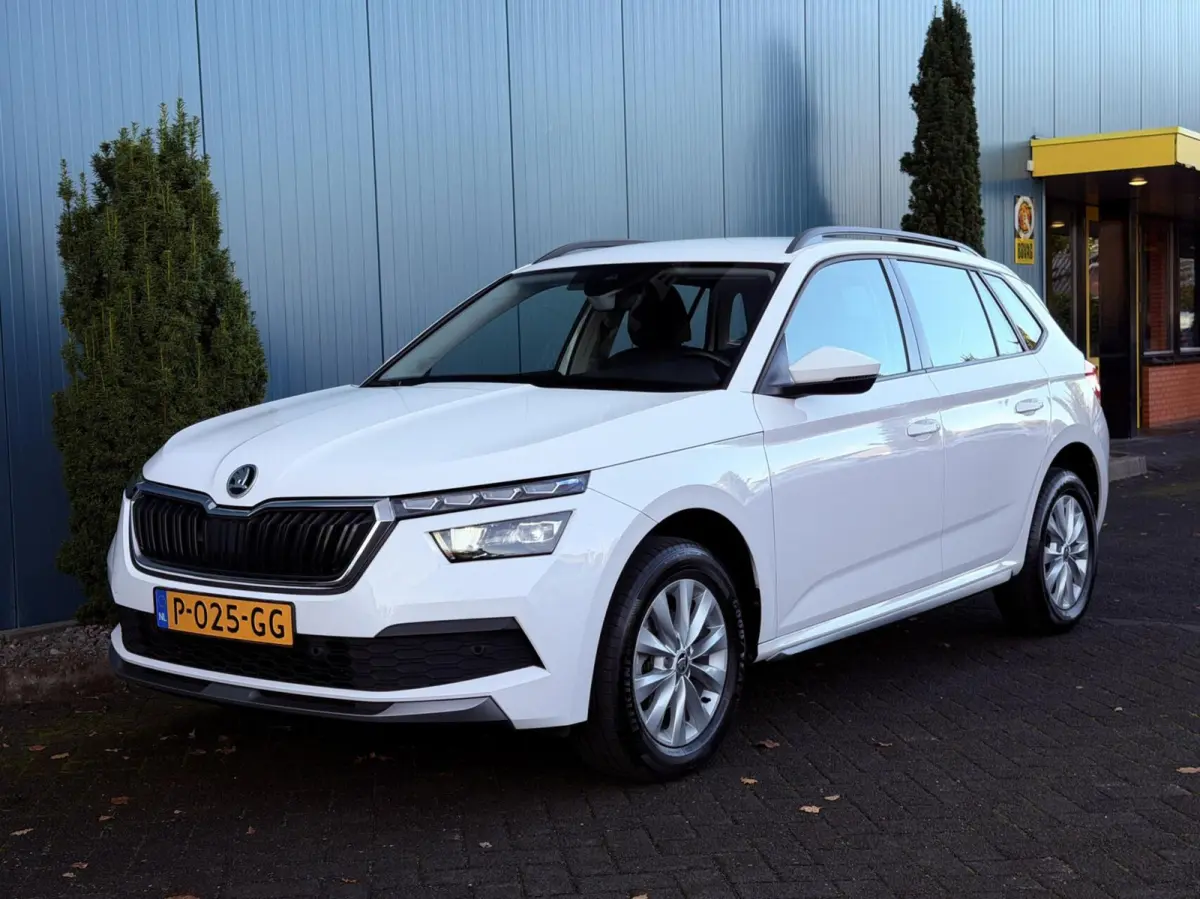 1.0 TSI Business Edition 22DKM!! | CARPLAY | CAM | NAV | PDC | LED | DIGI.DASH | STOELVERW. 1'EIG