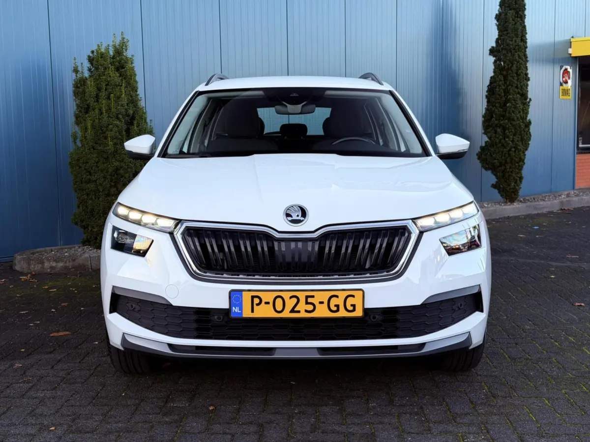 1.0 TSI Business Edition 22DKM!! | CARPLAY | CAM | NAV | PDC | LED | DIGI.DASH | STOELVERW. 1'EIG