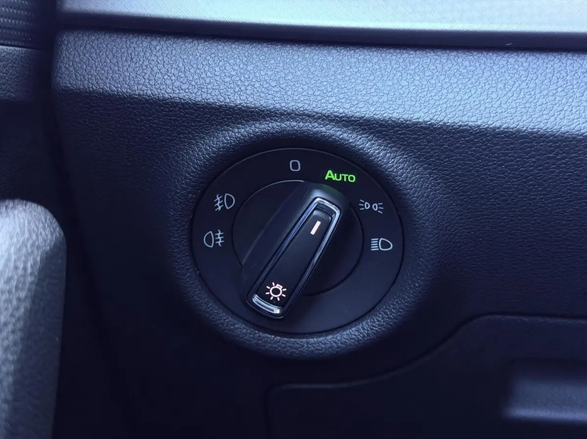 1.0 TSI Business Edition 22DKM!! | CARPLAY | CAM | NAV | PDC | LED | DIGI.DASH | STOELVERW. 1'EIG