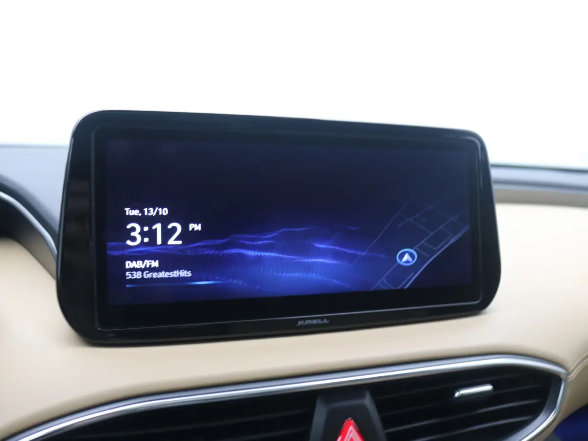 PHEV Premium Sky SOH 100% | Achterbank verwarmd | Achteruitrijcamera 360 graden | Airco (automatisch)